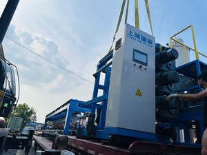 全新一代全自动土工格室焊接设备生产线