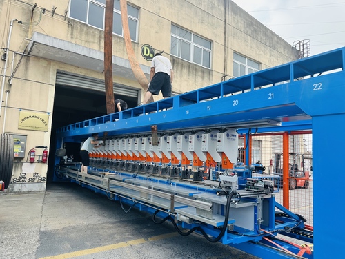 全新一代全自动土工格室焊接设备生产线