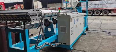 土工格室片材挤出机