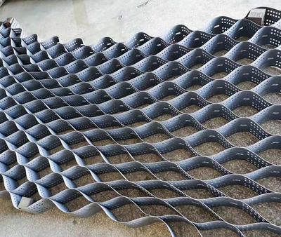 土工格室生产线